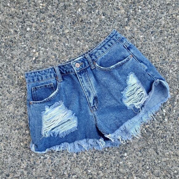 Forever 21 Vintage Mom Shorts Distressed Jean Short Shorts Denim Shorts - Picture 1 of 6